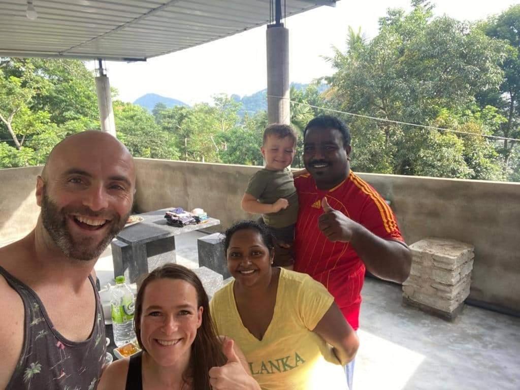 Sura Homestay Kandy Esterno foto