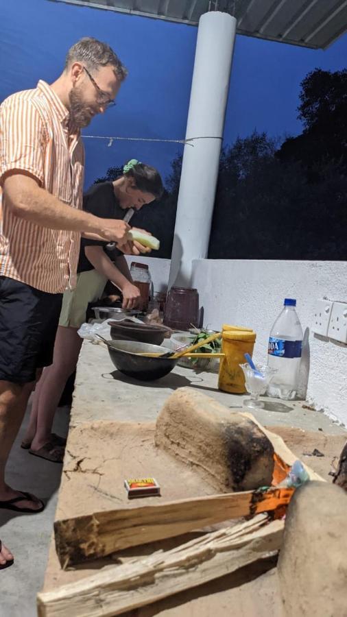 Sura Homestay Kandy Esterno foto
