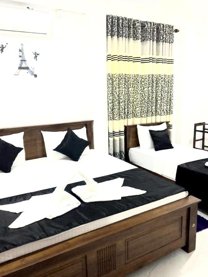 Sura Homestay Kandy Esterno foto