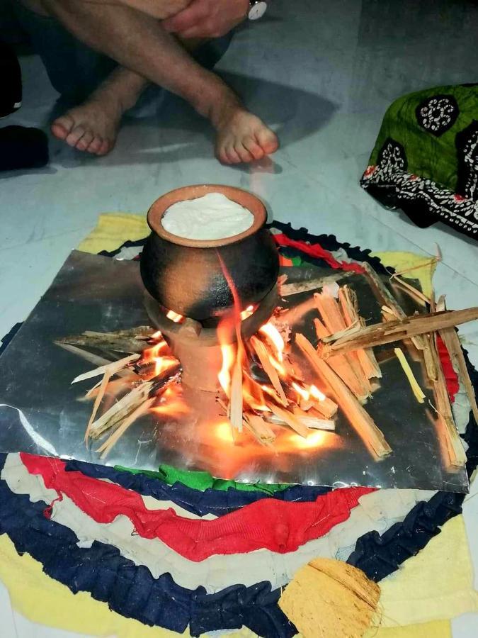 Sura Homestay Kandy Esterno foto