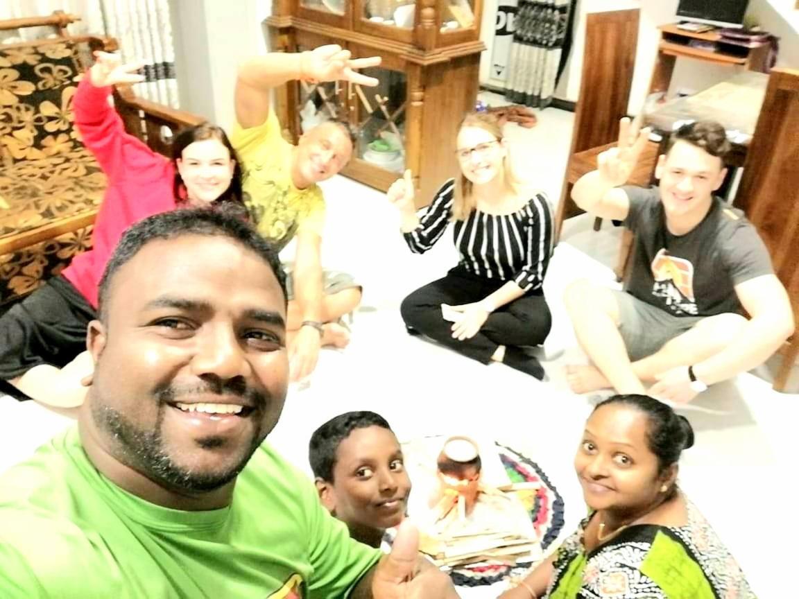 Sura Homestay Kandy Esterno foto